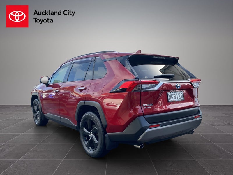 2021 Toyota RAV4 Limited 2.5P HV ECVT AWD SUV/5... image 5