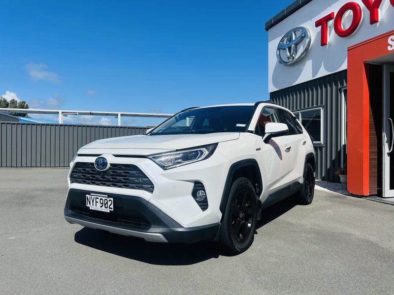 2021 Toyota RAV4 Limited 2.5P Hybrid Automatic... image 3