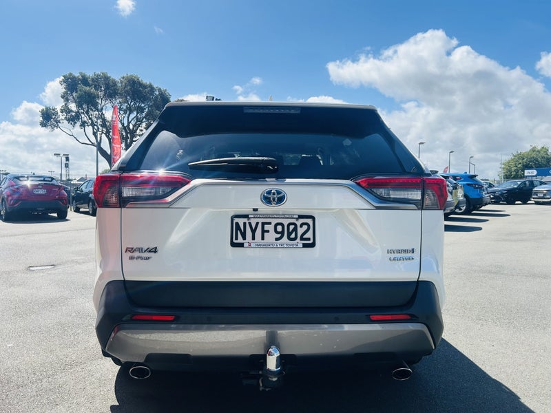2021 Toyota RAV4 Limited 2.5P Hybrid Automatic... image 5