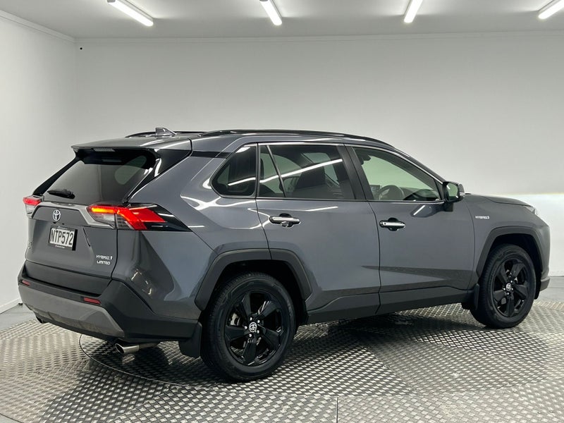 2021 Toyota RAV4 Limited 2.5P Hybrid AWD image 3