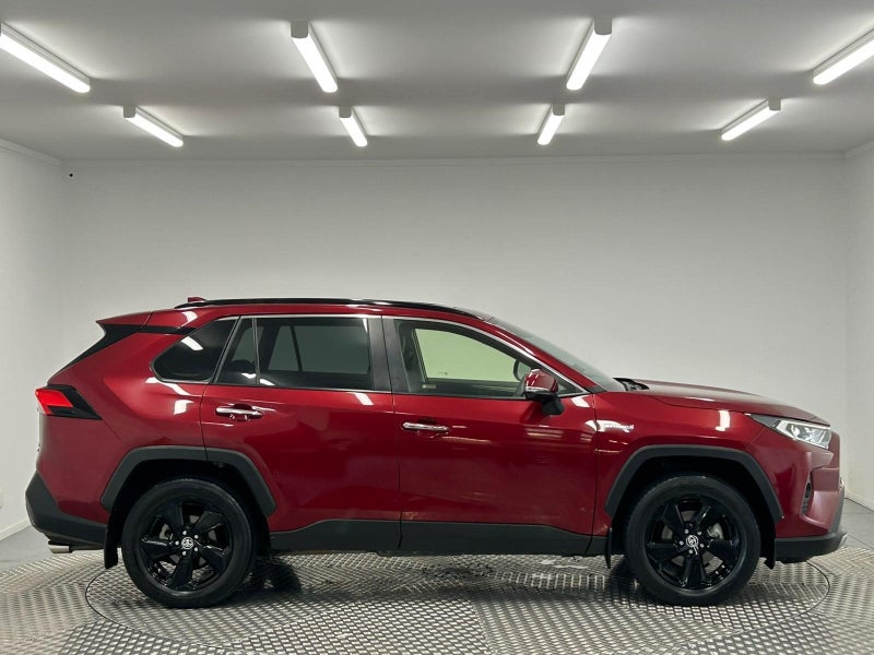 2021 Toyota RAV4 Limited 2.5P Hybrid AWD image 2
