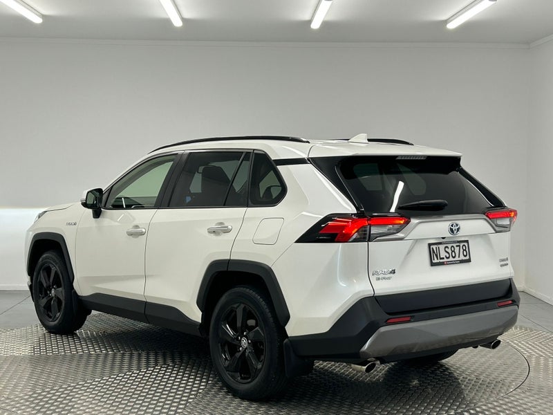 2021 Toyota RAV4 Limited 2.5P Hybrid AWD image 5