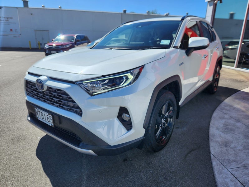 2021 Toyota RAV4 Limited 2.5P Hybrid AWD Automa... image 3