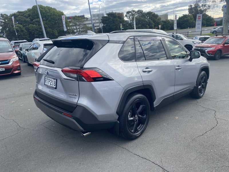 2021 Toyota RAV4 Limited 2.5P Hybrid AWD SUV image 3