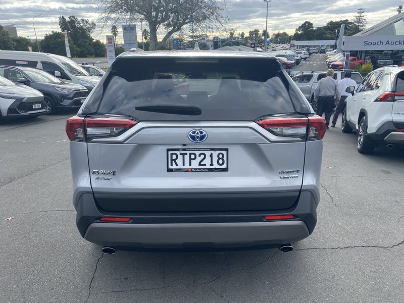 2021 Toyota RAV4 Limited 2.5P Hybrid AWD SUV image 4