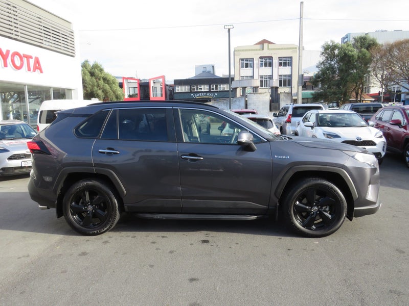 2021 Toyota RAV4 Limited 2.5P Hybrid ECVT AWD SUV image 3