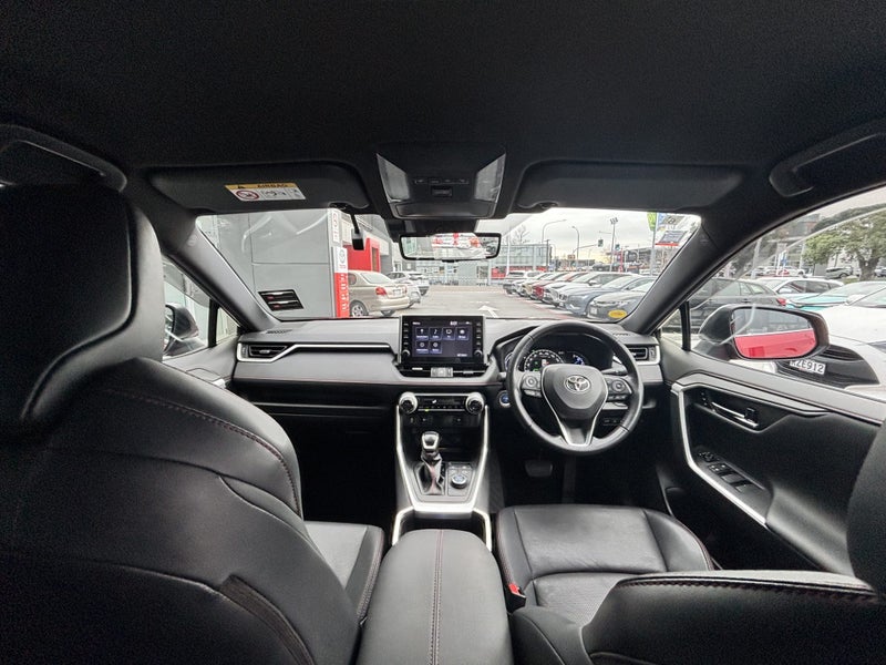 2021 Toyota RAV4 P2.5 PLUG IN HYBRID LUXURY SUV image 2