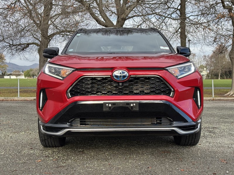 2021 Toyota RAV4 PHV Black Tone 2.5 4WD image 2