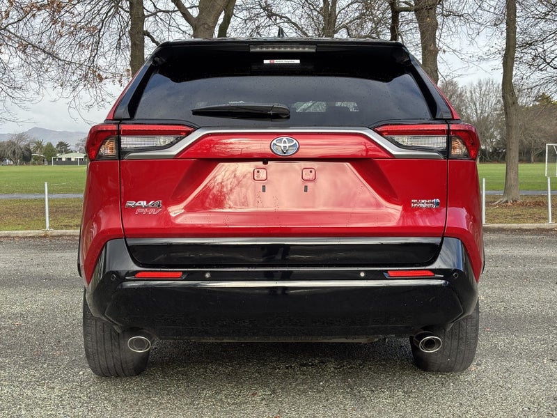 2021 Toyota RAV4 PHV Black Tone 2.5 4WD image 4
