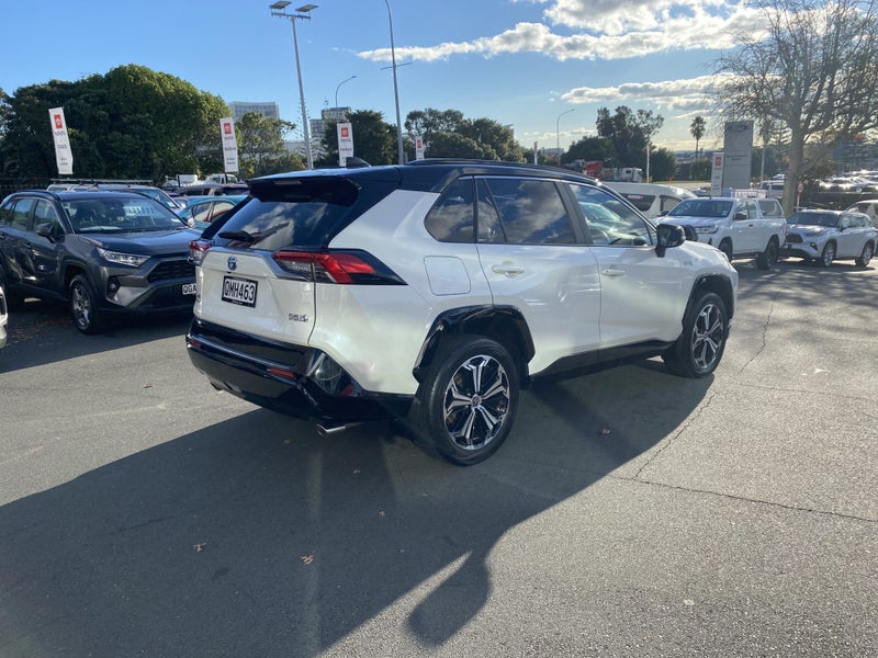 2021 Toyota RAV4 PHV Black Tone 2.5 SUV 4WD image 2