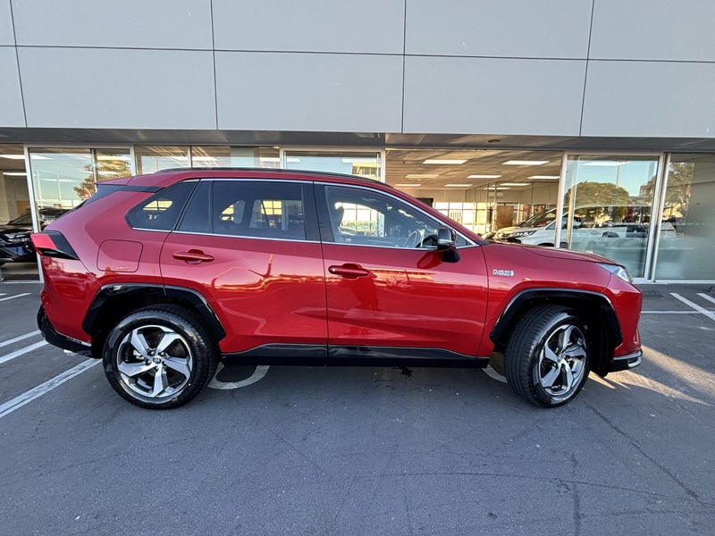 2021 Toyota RAV4 PHV G Z SUV 2.5 4WD 5 Door image 5
