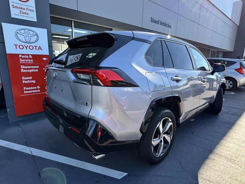 2021 Toyota RAV4 PLUG IN HYBRID LUXURY SUV image 3