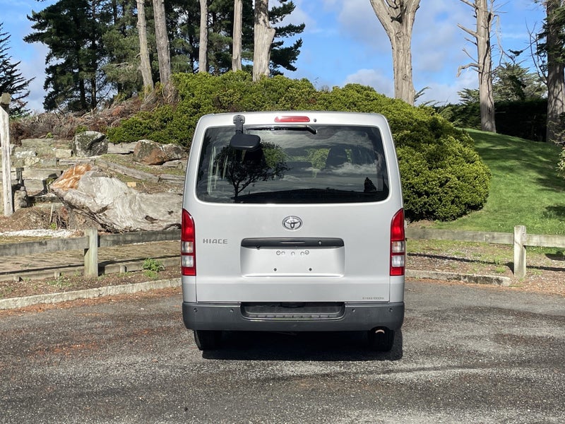 2021 Toyota Regius Hiace 4WD image 4