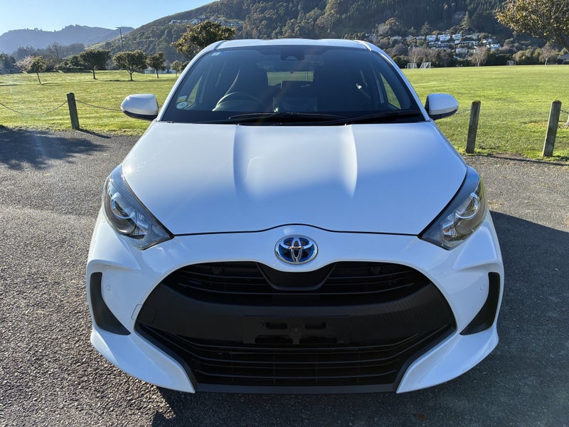 2021 Toyota Yaris 1.5 Hybrid image 2