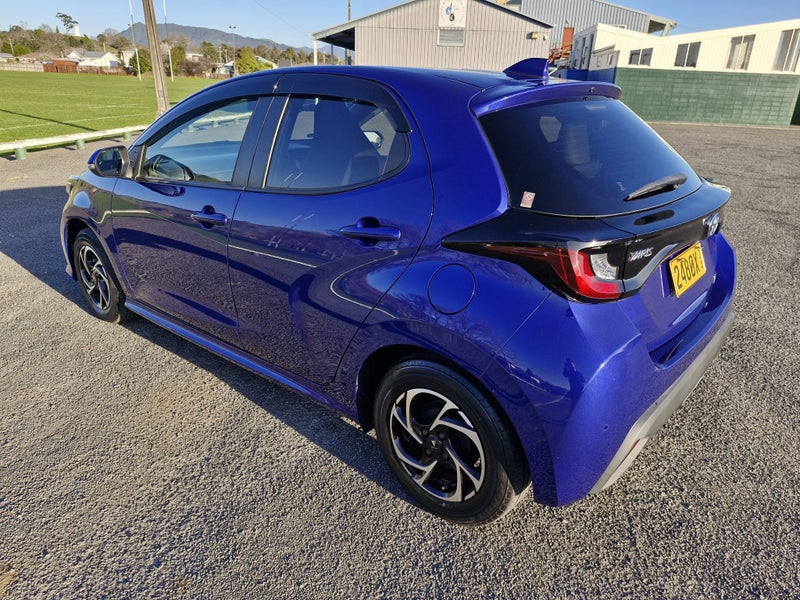 2021 Toyota Yaris 1.5 Hybrid G 5 Dr Hatch CVT 2... image 4