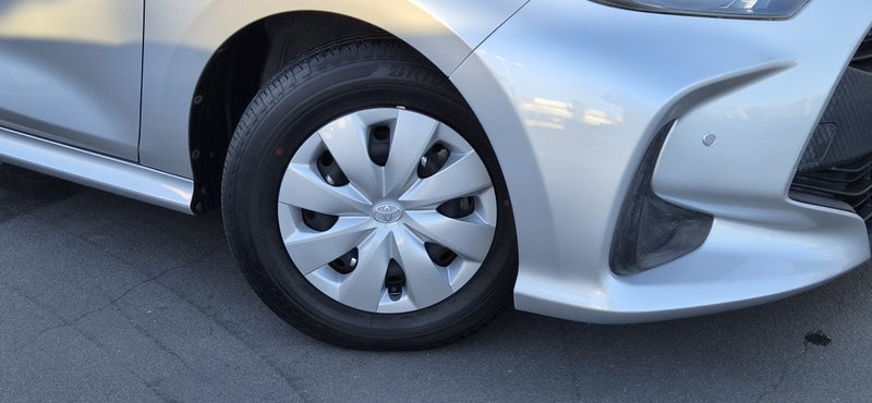 2021 Toyota Yaris 1.5 Hybrid X 5 Dr Hatch CVT 2... image 2