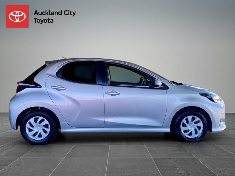 2021 Toyota Yaris 1.5 Hybrid X 5 Dr Hatch CVT 2... image 2