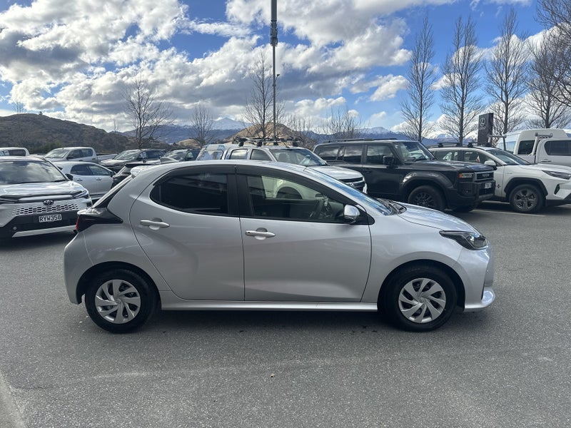 2021 Toyota Yaris 1.5 Hybrid X 5 Dr Hatch CVT 2WD image 2