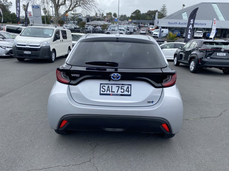2021 Toyota Yaris 1.5 Hybrid X 5 Dr Hatch CVT 2WD image 3