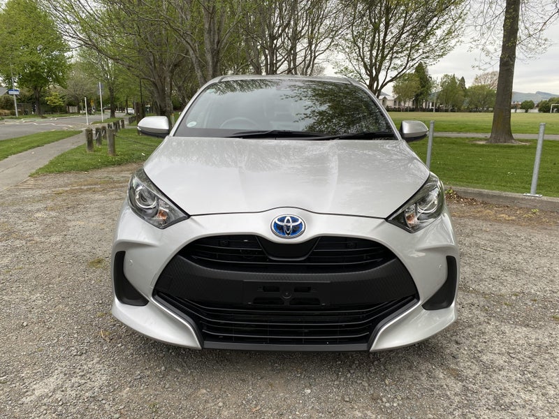 2021 Toyota Yaris 1.5 Hybrid X Hatch image 2