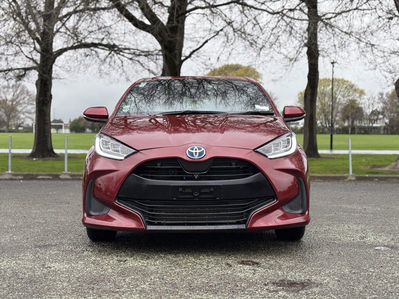 2021 Toyota Yaris 1.5 Hybrid Z 5 Dr Hatch image 2