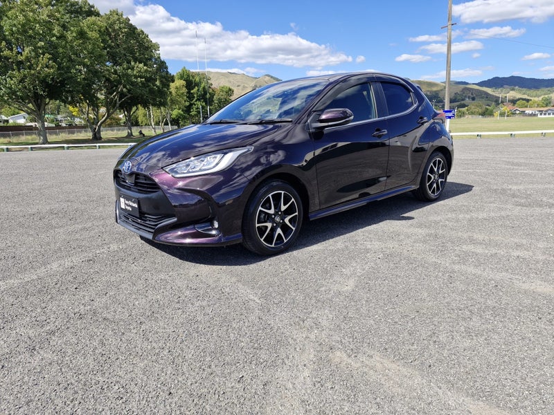 2021 Toyota Yaris 1.5 Hybrid Z 5 Dr Hatch CVT 2... image 2