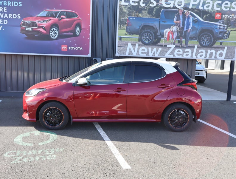2021 Toyota Yaris 1.5 Hybrid Z 5 Dr Hatch CVT 2WD image 5
