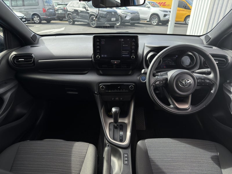 2021 Toyota Yaris 1.5 Hybrid Z 5 Dr Hatch CVT 2WD image 2