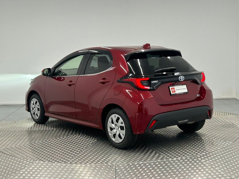 2021 Toyota Yaris 1.5 Hybrid Z image 5