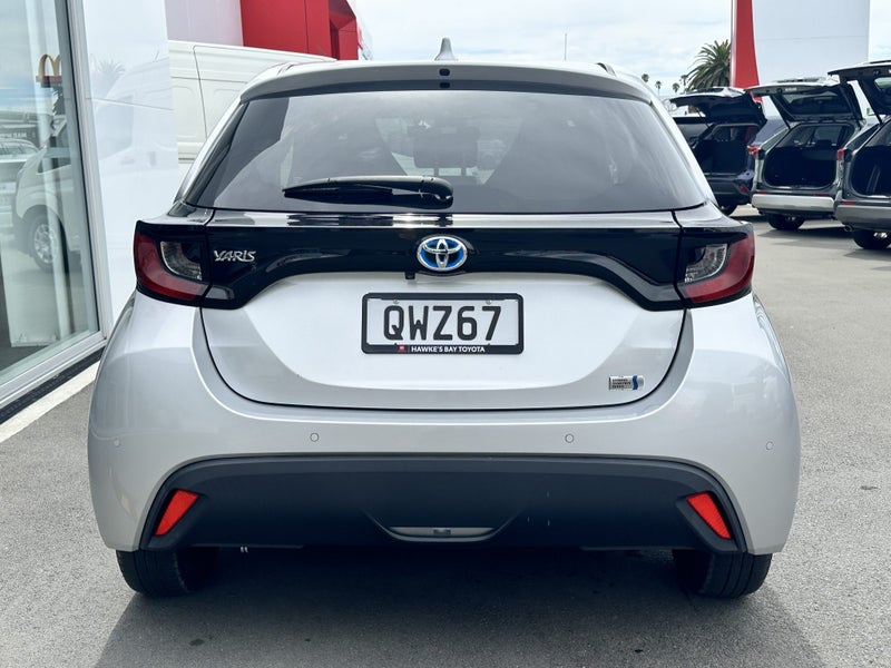 2021 Toyota Yaris 1.5P Hybrid X image 4