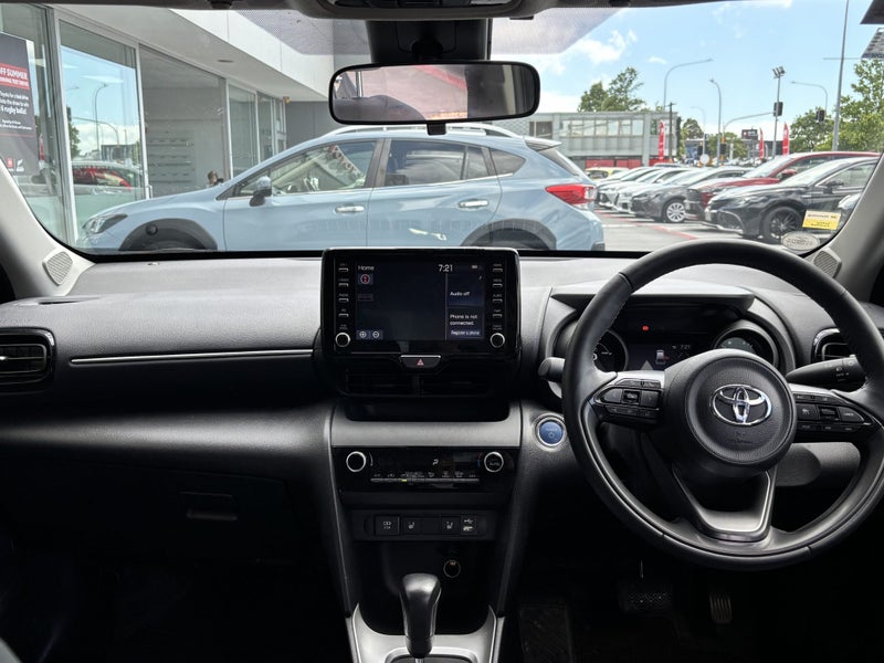 2021 Toyota Yaris Cross 1.5 Hybrid G image 2