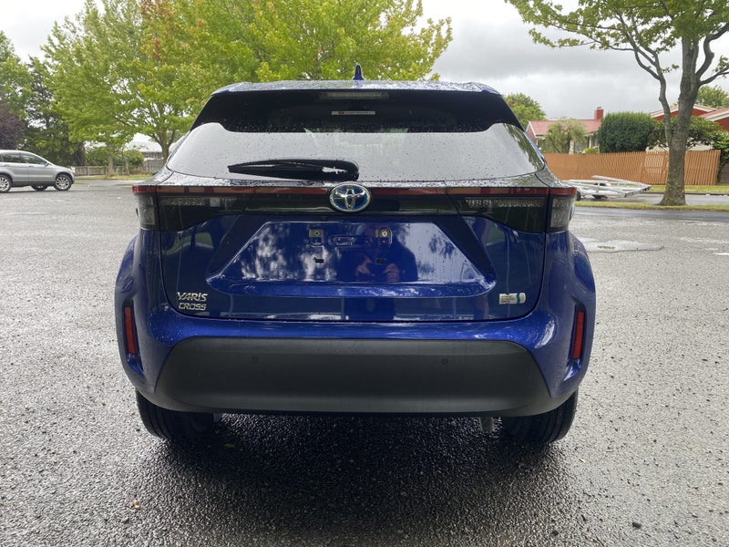 2021 Toyota Yaris Cross 1.5 Hybrid G SUV 5 Dr C... image 4