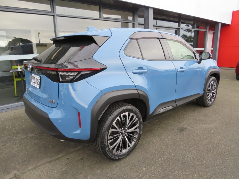 2021 Toyota Yaris Cross 1.5 Hybrid Z image 5