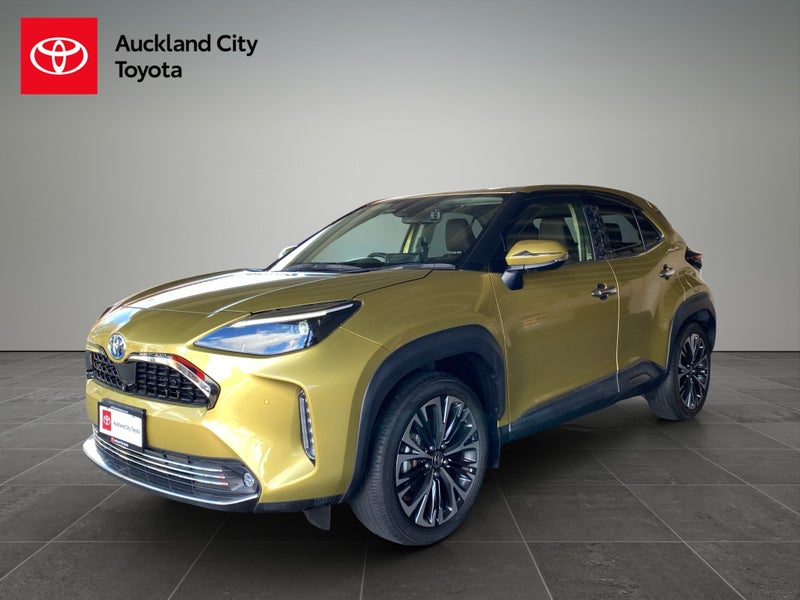 2021 Toyota Yaris Cross 1.5 Hybrid Z 4WD 5 Dr S... image 3