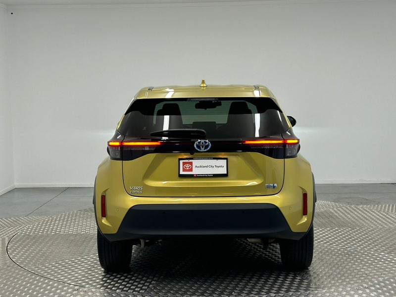 2021 Toyota Yaris Cross 1.5 Hybrid Z image 4