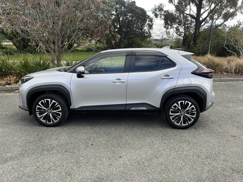 2021 Toyota Yaris Cross 1.5 Hybrid Z image 5