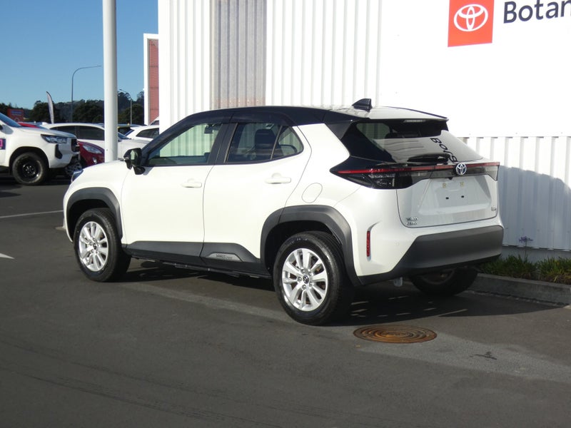 2021 Toyota Yaris Cross Cross 1.5 Hybrid G SUV... image 5