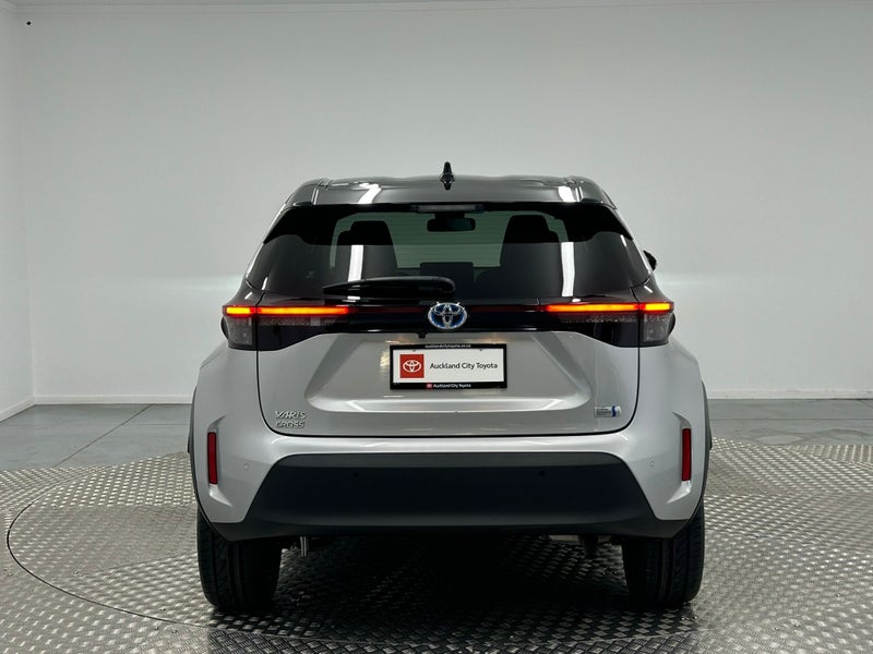2021 Toyota Yaris Cross Cross 1.5 Hybrid Z image 4