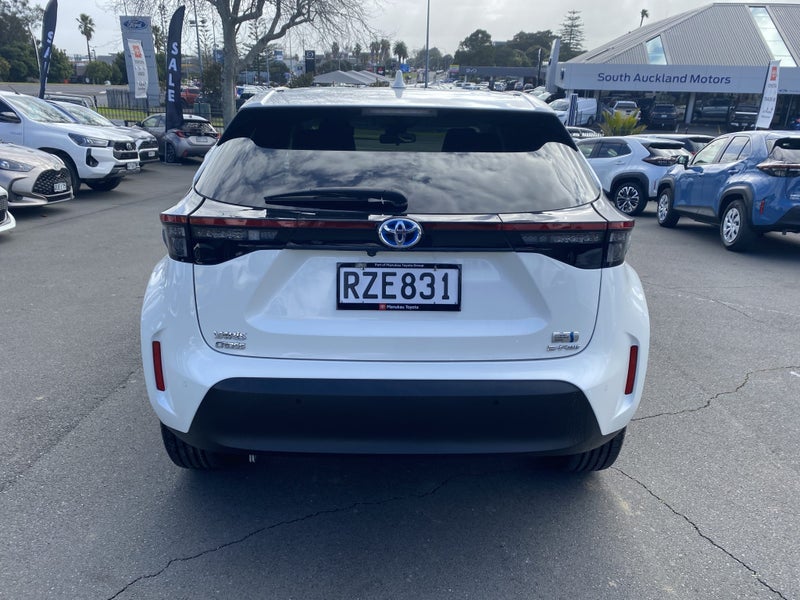 2021 Toyota Yaris Cross Cross 1.5 Hybrid Z 4WD image 3