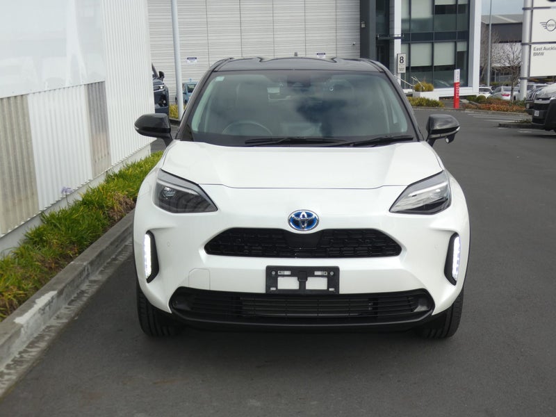 2021 Toyota Yaris Cross Cross 1.5 Hybrid Z 5 Dr... image 3