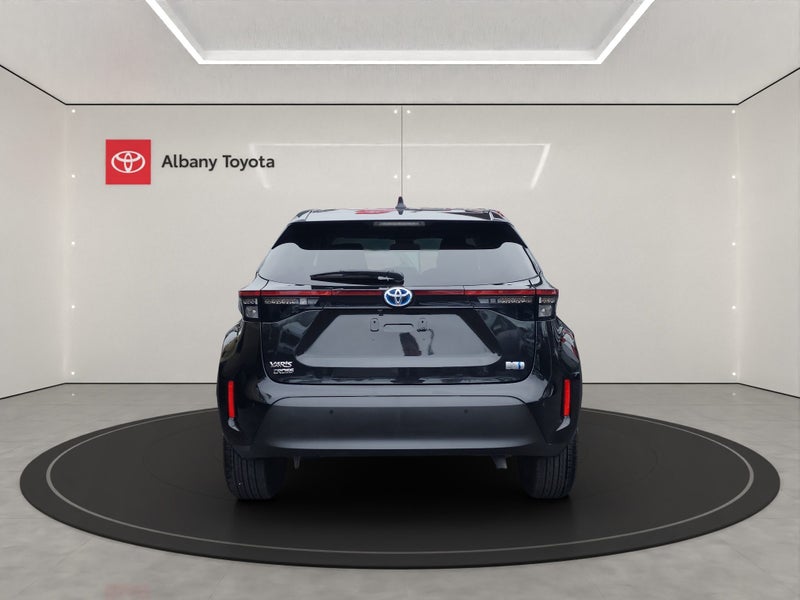 2021 Toyota Yaris Cross Cross 1.5 Hybrid Z 5 Dr... image 4
