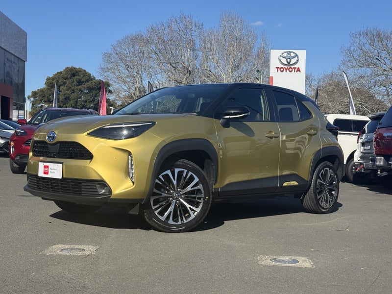 2021 Toyota Yaris Cross Cross 1.5 Hybrid Z 5 Dr... image 2