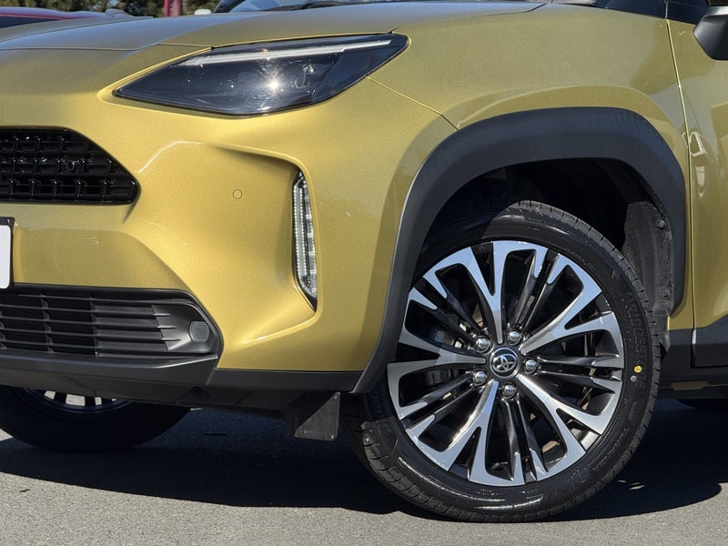 2021 Toyota Yaris Cross Cross 1.5 Hybrid Z 5 Dr... image 3