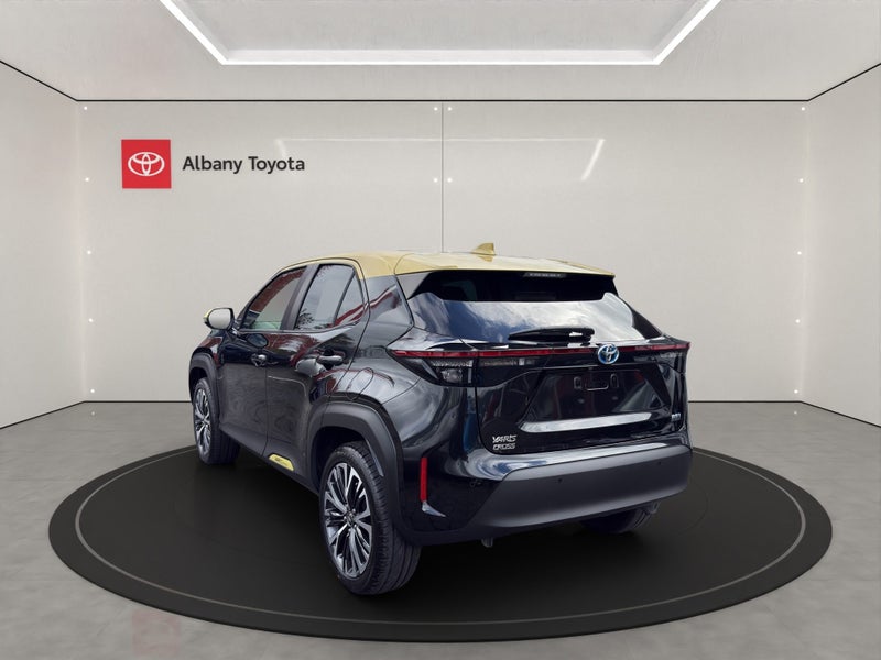 2021 Toyota Yaris Cross Cross 1.5 Hybrid Z 5 Dr... image 5