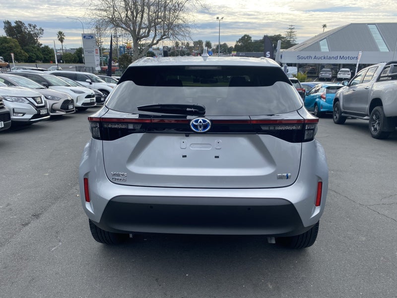 2021 Toyota Yaris Cross Cross 1.5 Hybrid Z image 3