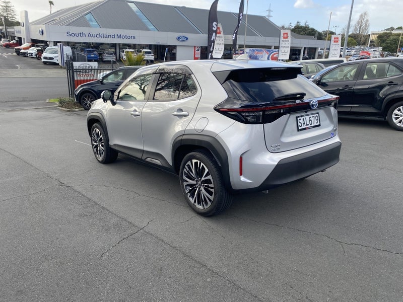 2021 Toyota Yaris Cross Cross 1.5 Hybrid Z SUV image 5
