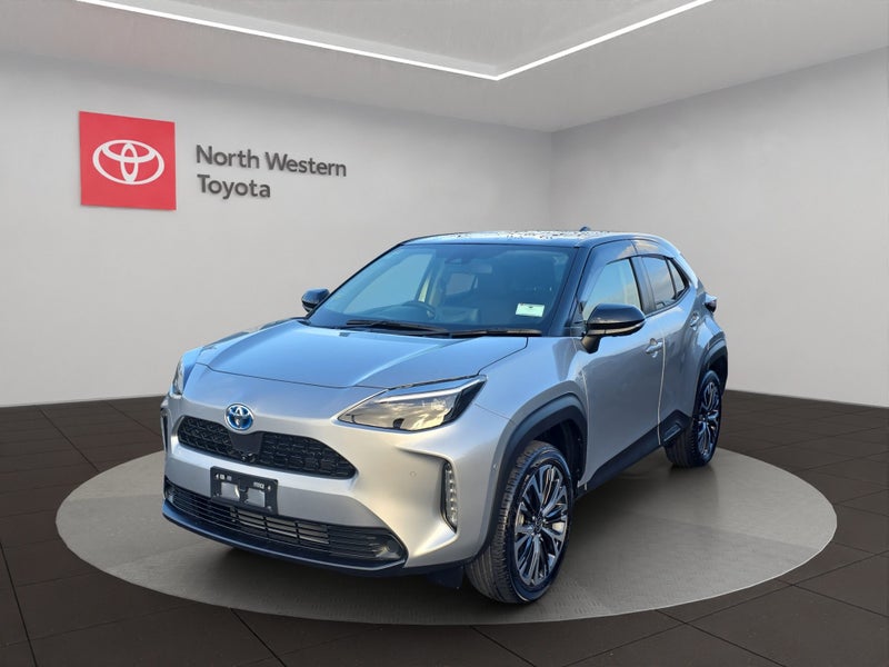 2021 Toyota Yaris Cross Cross 1.5L Hybrid Z 4WD... image 3