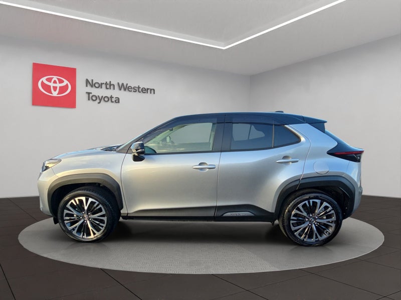 2021 Toyota Yaris Cross Cross 1.5L Hybrid Z 4WD... image 4