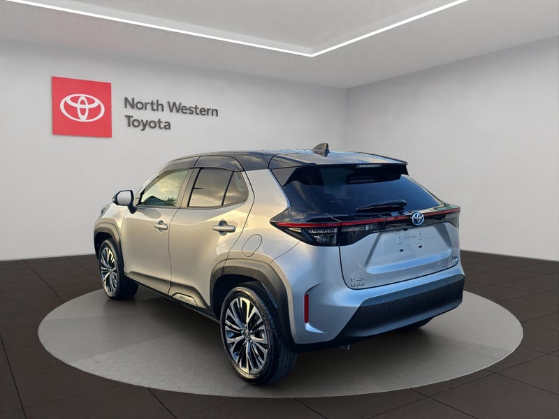 2021 Toyota Yaris Cross Cross 1.5L Hybrid Z 4WD... image 5