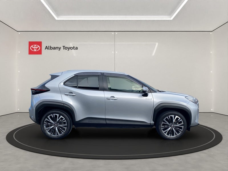 2021 Toyota Yaris Cross Cross Limited 1.5P HV E... image 2